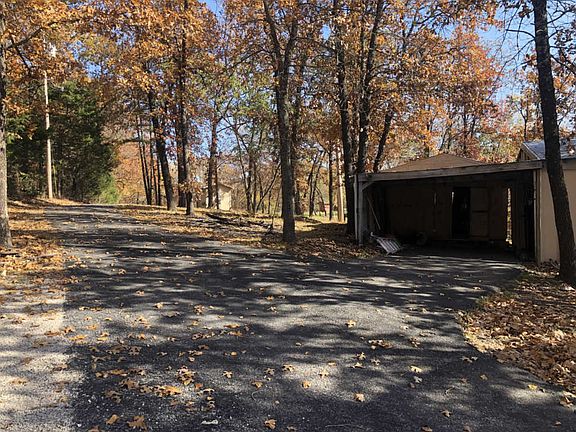 3rd image of 144 Shelton Dr