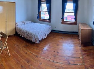 82 Day St APT 2, Fitchburg, MA 01420