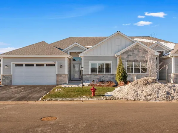 7908 East Stone Ridge DRIVE, Lannon, WI 53046