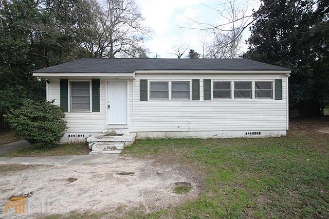 1st image of 608 Cornelia Dr