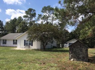 25 Beech Rd, Hazlehurst, GA 31539