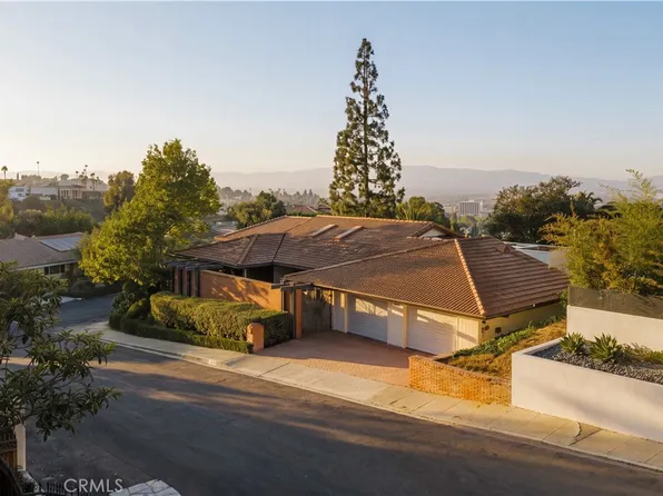 16347 Mandalay Dr, Encino, CA 91436