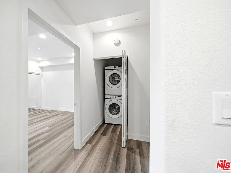 1408 W Washington Blvd #101 — Photo 9