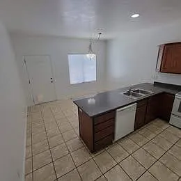 5223 W Dove Creek Ln. - 1 — Photo 4