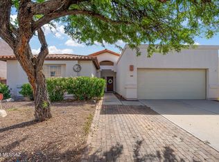 10200 N Fox Hunt Ln, Oro Valley, AZ 85737