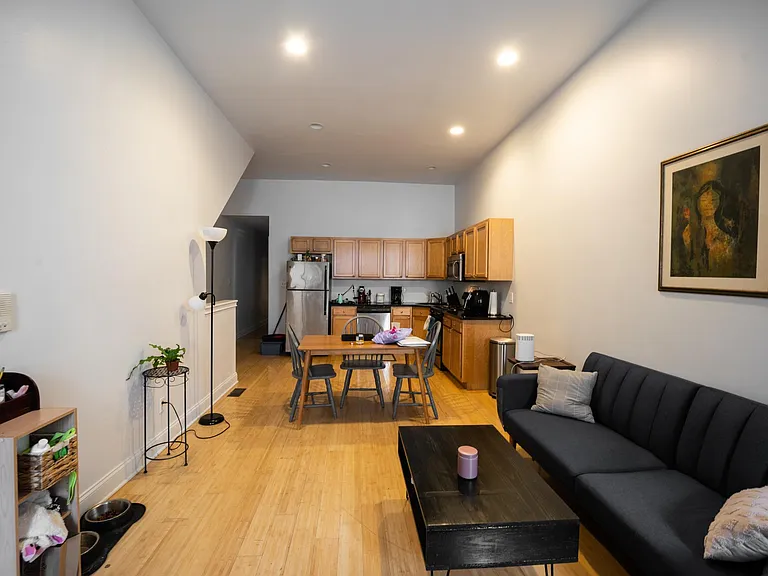 1528 Brown St #1 — Photo 5