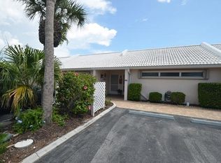 905 Gibbs Rd #4, Venice, FL 34285