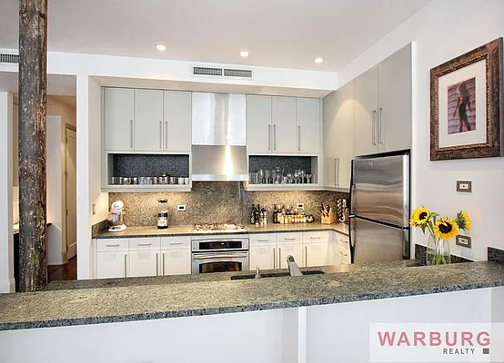 Rented by Warburg | media 18