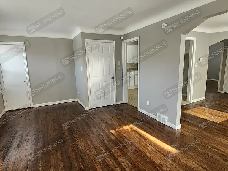 3666 Devonshire Rd — Photo 11