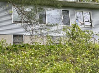 2229 Carrollton Rd, Westminster, MD 21157