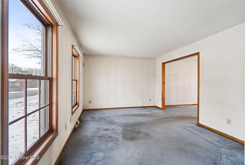 5th image of 2209 Balltown Road