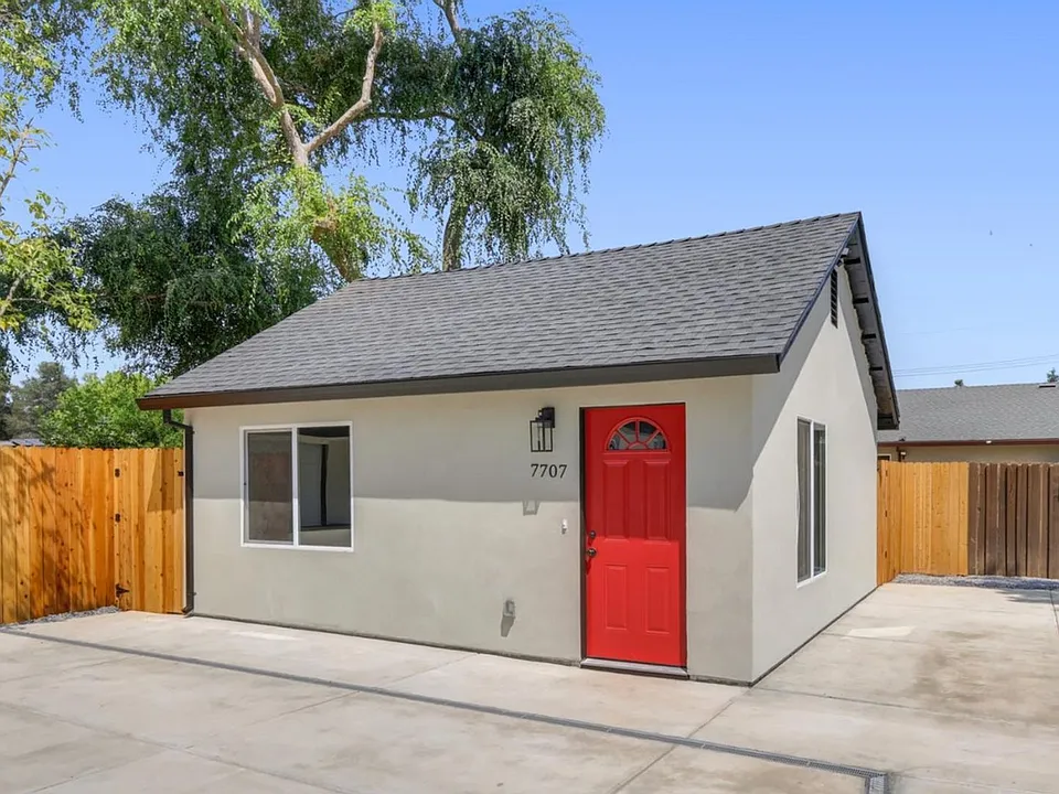 7705 Pine Dr #7707