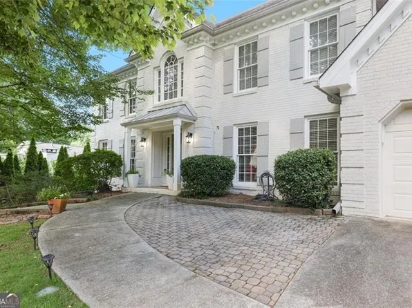 7045 Hunters Knl, Sandy Springs, GA 30328