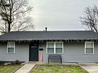 207 E 5th St, Huntingburg, IN