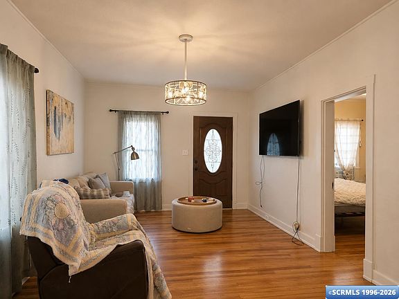 2nd image of 5 Lobo Dr
