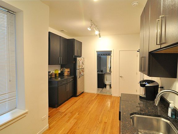 5th image of 1121 N Campbell Ave APT 1