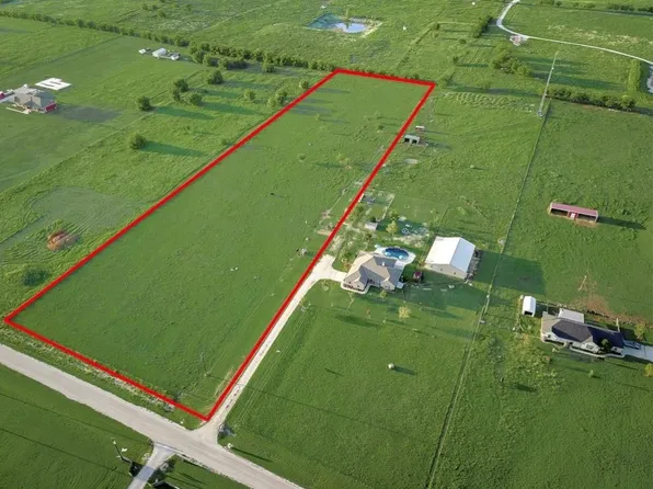 156 Hawk Ridge Rd, Decatur, TX 76234