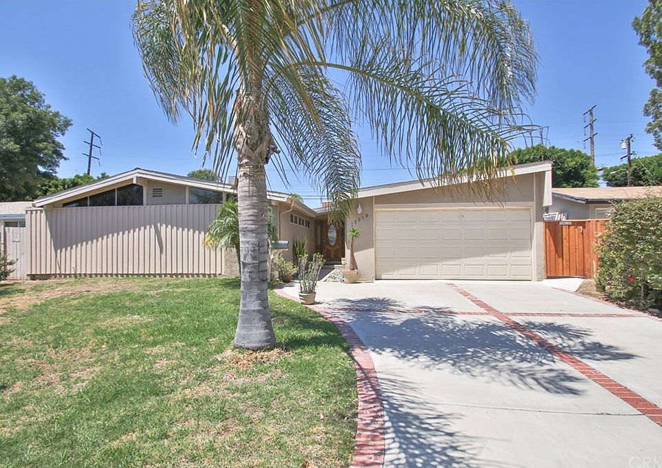 1st image of 15019 Rosalita Dr