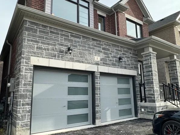 5 Sassafras Rd, Springwater, ON L9X 2C6