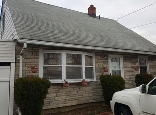 82 Commack Rd, North Babylon, NY 11703