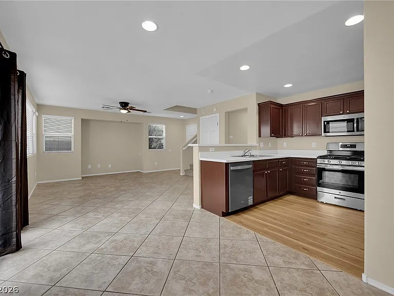 5989 Banbury Heights Way — Photo 8