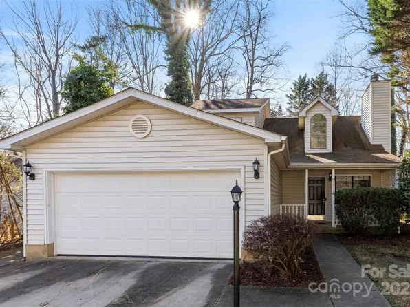 5811 Rocky Mount Ct, Charlotte, NC 28214