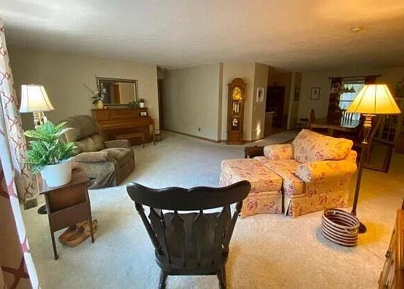 5th image of 3815 W Pine View Ct