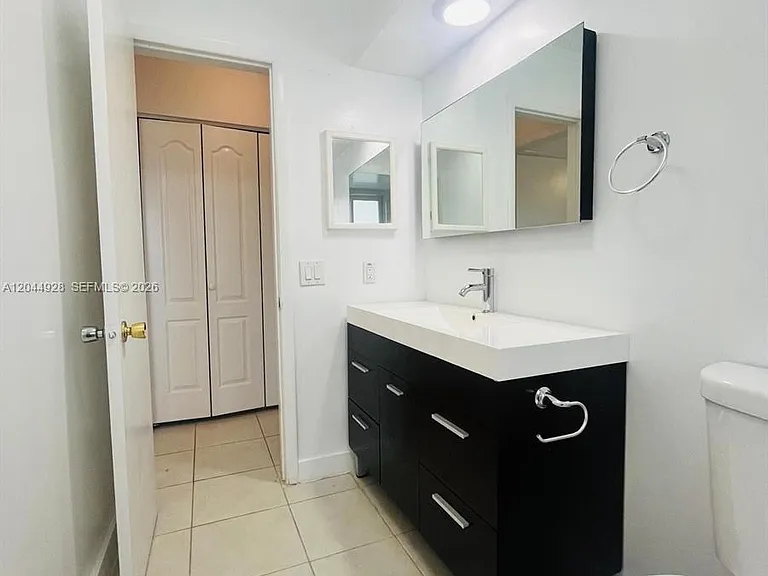 1061 NE 26th Ave #1061 — Photo 19