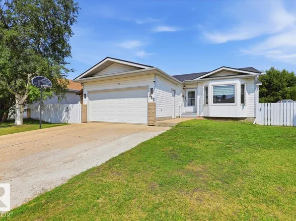 242 Northmount Dr, Wetaskiwin, AB T9A 3M4