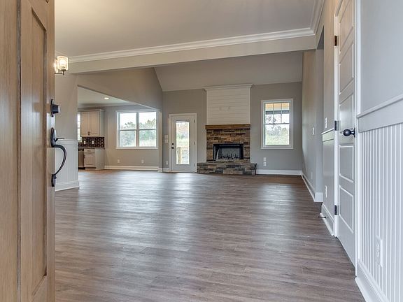 5th image of 10 Van Ln Lot 4