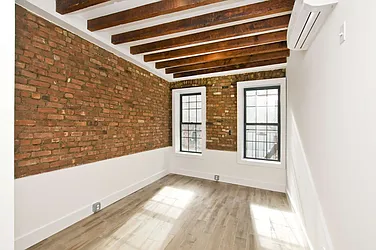 Rented by Nolita Group