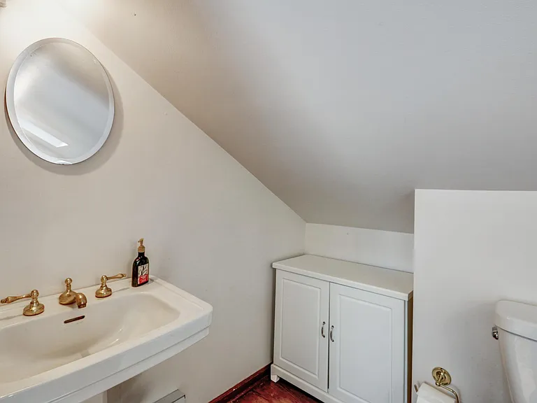 1914 W 50th Ter — Photo 14