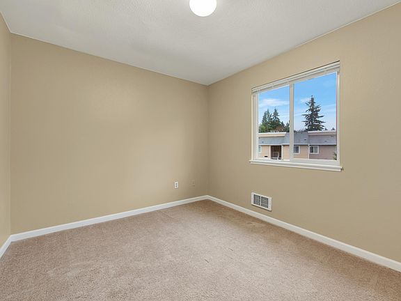 5th image of 12415 NE 130th Ct APT H-305
