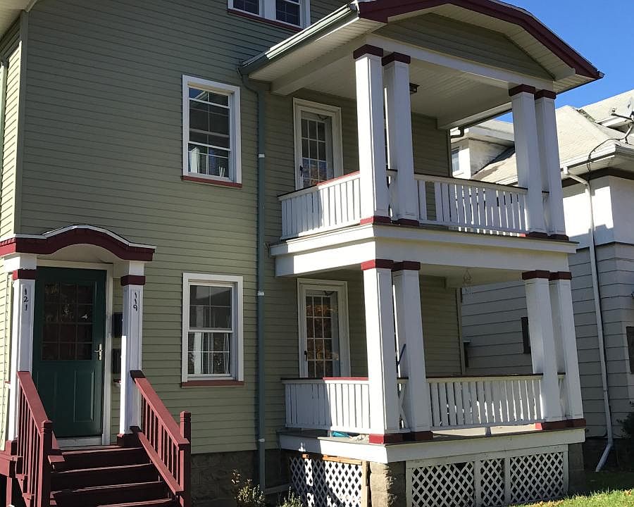 121 Thurston House 1