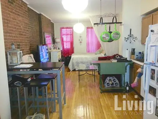 Rented by Living New York | media 14