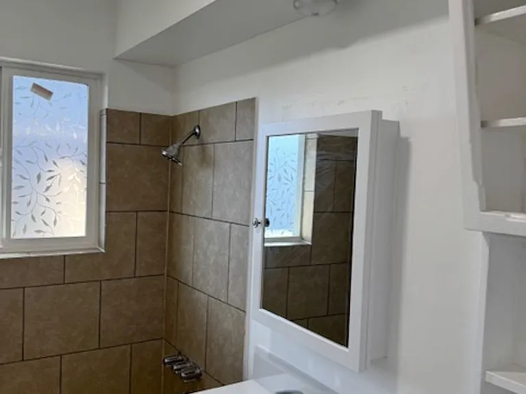 624 Berrydale Ave — Photo 7