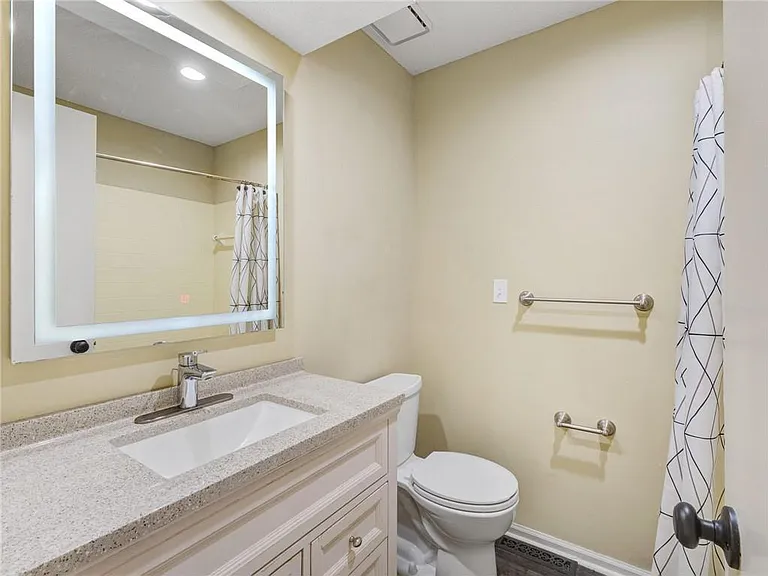 11411 Nieman Rd — Photo 19