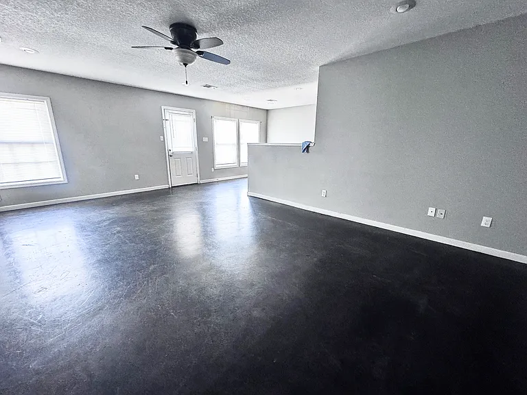 3888 Turfway Dr — Photo 5