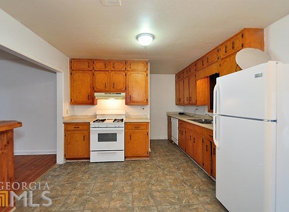 4th image of 5799 Hammond Dr