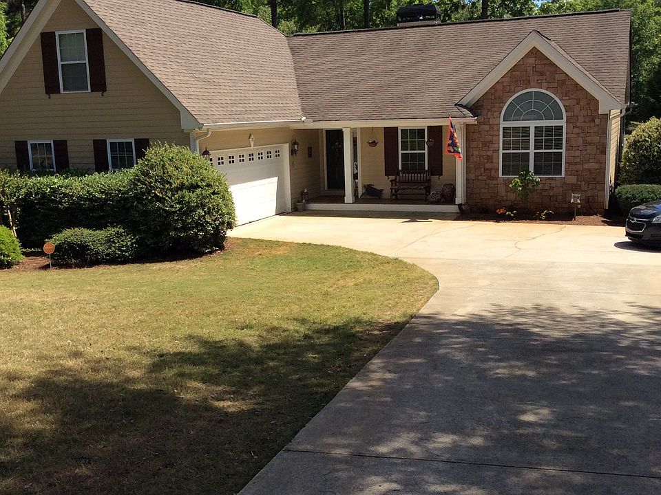 1st image of 101 S Hidden Lake Dr