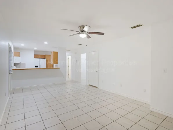 1021 Rice St #102, Denison, TX 75020