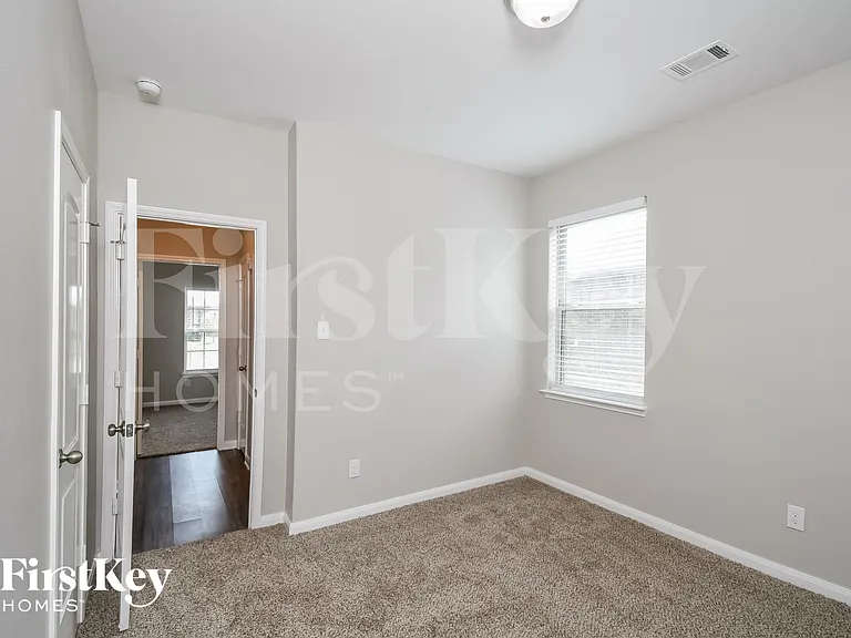 1536 Millennium Dr — Photo 12