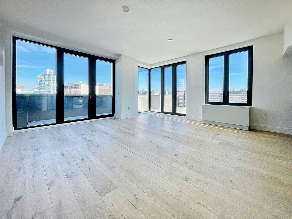1st image of 834 Pacific St Penthouse 3