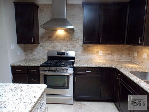 5th image of 123 Tuna Ave