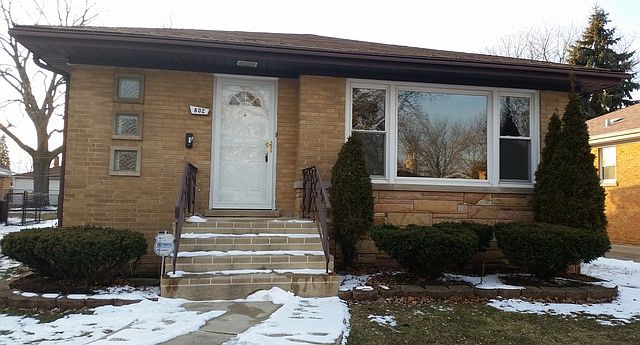 1st image of 802 Cromwell Ave