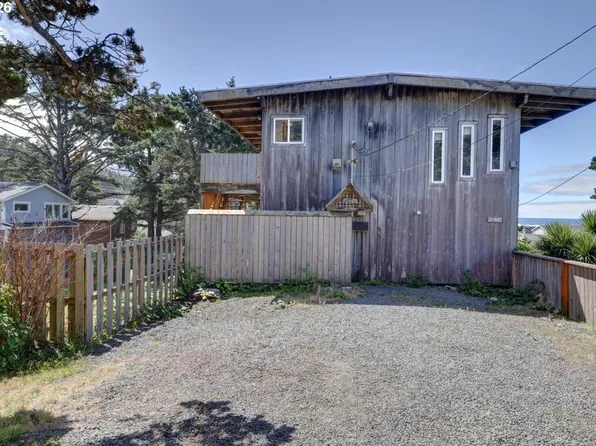 247 Gogona Ave, Cannon Beach, OR 97110