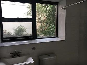 Rented by Avi Realty Manhattan