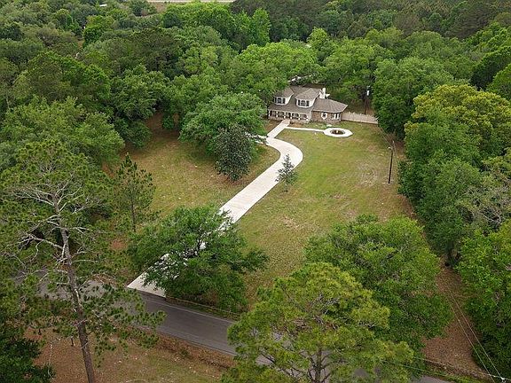 3rd image of 78299 Watts Rd