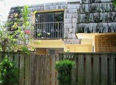 Exterior Courtyard
