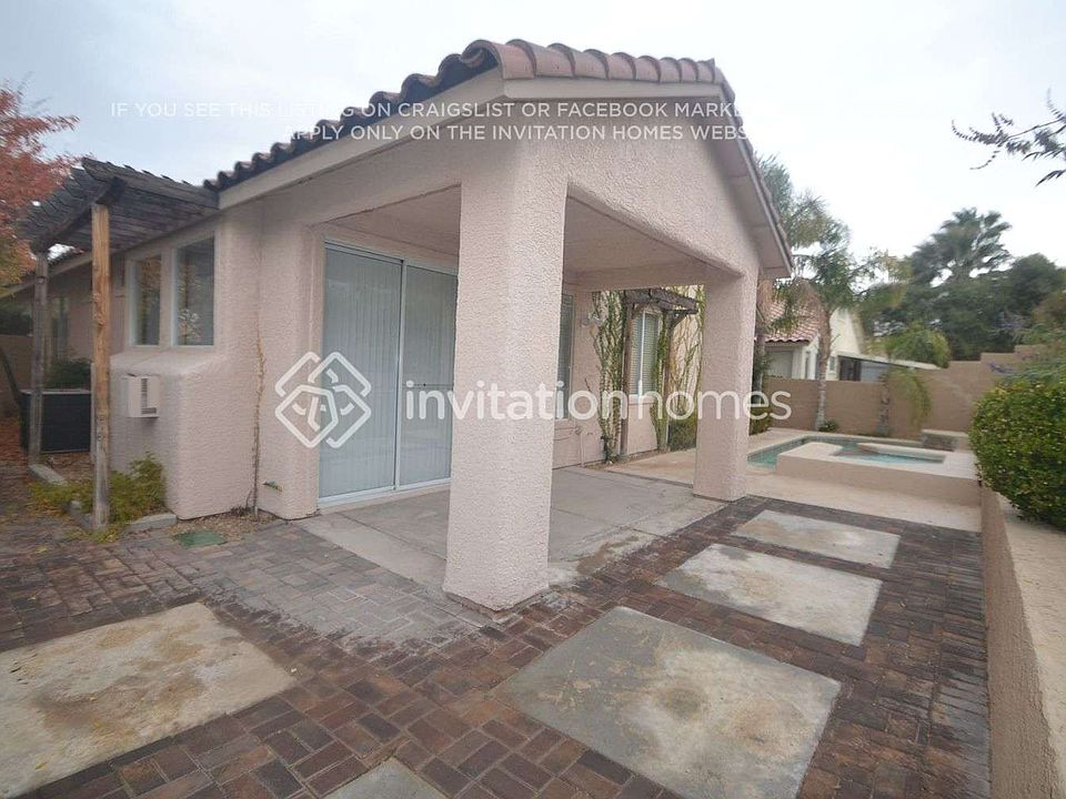 2nd image of 2973 Panorama Ridge Dr